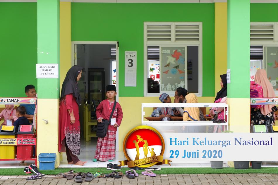 34Hari Keluarga Nasional Website.jpg